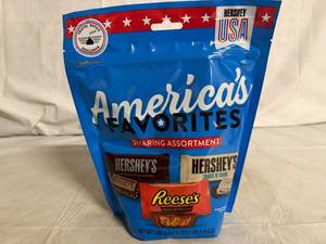 lot 221 image: Bag of Hersheys Americas Favorites Sharing Assortment