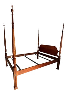 lot 6 image: Four Poster Wooden Queen Bed Frame