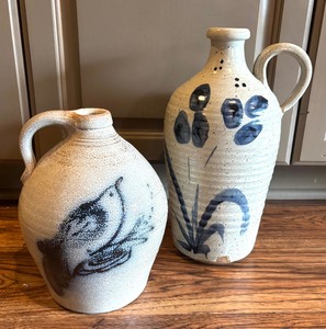 lot 74 image: Pottery Jugs by Rowe Pottery and More