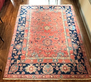lot 11 image: Large Persian Style Area Rug 8ft 8in x 12ft 6in with Floral Patterns