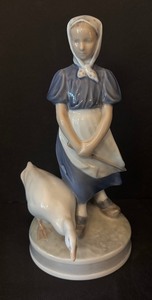 lot 79 image: Royal Copenhagen Figurine Girl with Goose #527