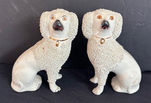 lot 120 image: Pair of Vintage Staffordshire Style Ceramic Dog Figurines