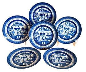 lot 11D image: Set of 6 Mottahedah Blue Canton 8.5-Inch Porcelain Plates