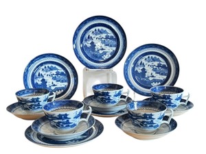 lot 12D image: Mottahedah Blue Canton Set with 6 Cake Plates, Saucers and Coffee Cups