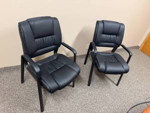 lot 6 image: Black Office Side Chairs