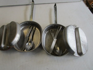lot 32 image: Vintage aluminum mess kits, both wi...