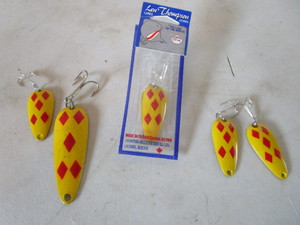 lot 94 image: Brass Len Thompson Lures, four 00, ...