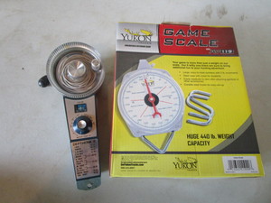 lot 95 image: Yukon game scale, Vexilar Deptherm ...