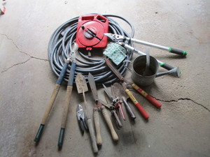 lot 113 image: Garden hand tools, hose...