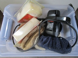 lot 145 image: Black & Decker buffer...