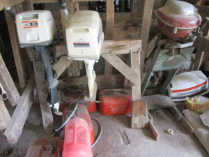 lot 150 image: Outboard motors for parts or repair...