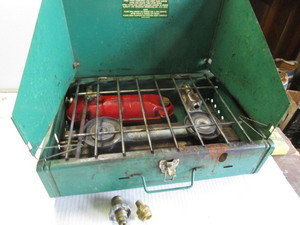 lot 172 image: Coleman camp stove, connectors for ...