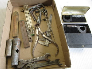 lot 174 image: Folding rulers, calipers...