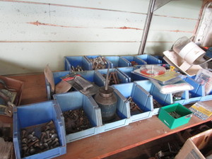 lot 200 image: Blue bolt bins with hardware, latch...
