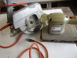 lot 189 image: Shopmate 7 circular saw, Black & D...