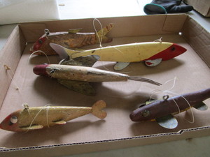 lot 210 image: Spearing decoys - handmade...