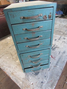 lot 225 image: Wards metal cabinets, two 4-drawer ...
