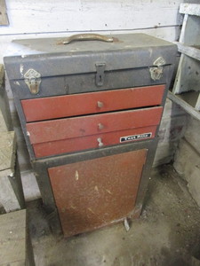 lot 240 image: Testrite tool cabinet...
