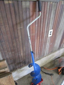lot 270 image: Ice fishing drill, two sleds...