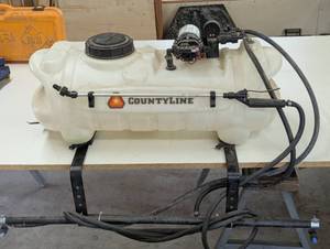 lot 114 image: Countyline 15 Gallon Sprayer - Delavan 2.2 GPM Pump With Mounting Bracket