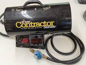 lot 75 image: Mr. Heater 30,000 - 60,000 BTU Heater - LP