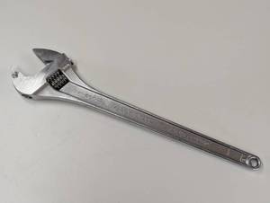 lot 59 image: Channel Lock 24 Adjustable Wrench - 824 Alloy Steel