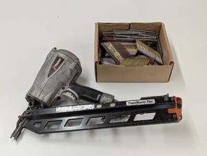 lot 42 image: Paslode Pneumatic Framing Nailer - F350S With Big Box of Nails