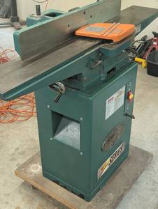 lot 34 image: Grizzly 6 Straight Knife Jointer - G1182ZHW