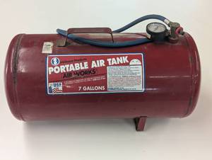 lot 38 image: Midwest Products Portable Air Tank - 7 Gallon - Made in USA