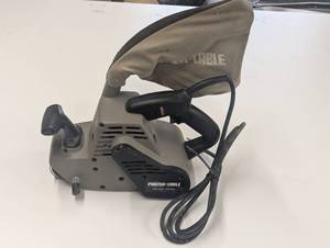 lot 3 image: Porter Cable Whisper Seriece Belt Sander -362VS - With Bag