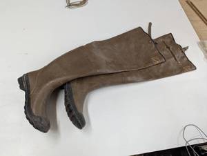 lot 238 image: Alaskan Hip boots - Large - Size 13