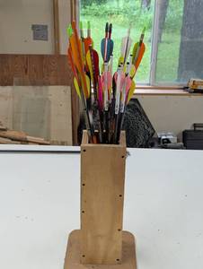lot 245 image: Huge Lot Mixed Arrows With Wooden Holder