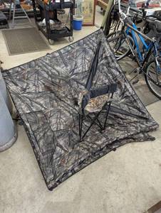 lot 234 image: Ameristep Caretaker Run & Gun Hunting Blind  Lightweight 2 Person Ground Blind in Mossy Oak Break-Up Country, One Size