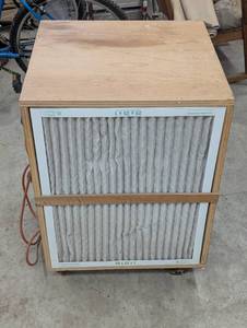 lot 171 image: Custom Dust CollectorAir Filter - 110V - 20 x 25 x 1 Filters