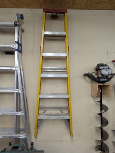 lot 173 image: Keller 6 Fiberglass Folding Step Ladder - Model 776