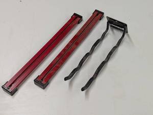 lot 176 image: Set of Magnet Tool Holders and 1 Multi Tool Hook
