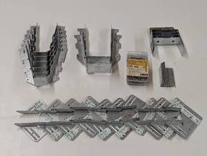 lot 183 image: 32 Piece Lot - Framing Brackets and Screws