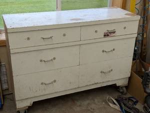 lot 138 image: 52L x 19W x 39.5 H - Rolling Large 6 Drawer Tool Cabinet - Heavy Duty Top For Mounting Press or Grinder