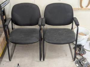 lot 375 image: Pair of Commercial Waiting Room Chairs - Black