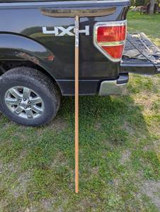 lot 323 image: 24 Floor Squeegee - 60 Wood Handle