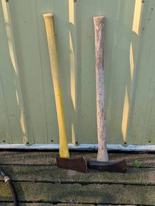 lot 307 image: Splitting Maul and Axe Set - - 1 Wood Handle & 1 Fiberglass Handle