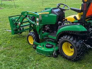 lot 388 image: LOADED - John Deere 1025R Sub-Compact Tractors with Forklift Attachments - Carry All -Bucket -Mower Deck - Hitch - (140-150 HRS USE)