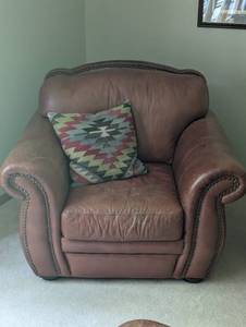 lot 403 image: Leather Arm Chair - Tan - 1 Person - 648 x 39 - Elegance with Function with 24 x 30 Ottoman