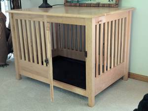 lot 405 image: Solid Maple Custom made Pet Crate - Crafted by the Best - 49 x 35 x 212 - Plastic liner (MSRP $1000)