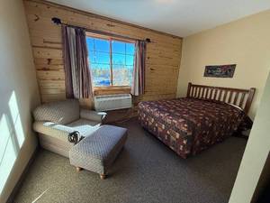 4 Night Northern MN Lodge Escape I Crane Lake, MN