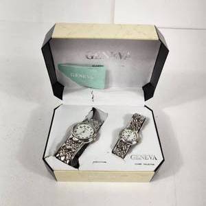 lot 3 image: New His And Hers Geneva Watches White Face Silver Bands With Box