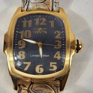 lot 22 image: Mens INVIKTA Wrist Watch Domed Glass Black Face Gold Leather Band 0400 Great Condition Some Cracking On Band