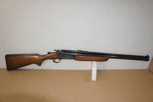lot 21 image: Savage Arms Model 24 Series P .22 LR20 Gauge OverUnder