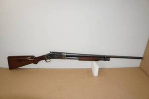 lot 43 image: 1941 Winchester Model 97 16 Gauge Slide-Action Shotgun - 28 Barrel