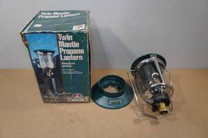 lot 99 image: Greatland Twin Mantle Propane Lantern